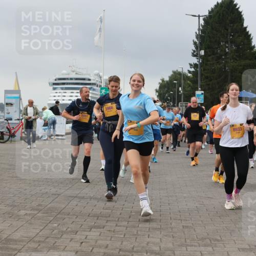 13.09.2026 - Kiel Lauf Andreas Tolksdorf http://msf.ph/oto/10415299 13.09.2026 10:06:21 Kiellinie 6051, 3966, 8933, 915 meine-sportfotos.de