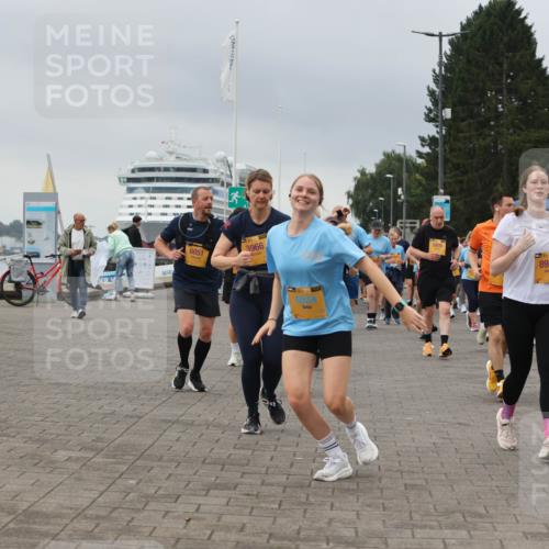 13.09.2026 - Kiel Lauf Andreas Tolksdorf http://msf.ph/oto/10415303 13.09.2026 10:06:21 Kiellinie 6051, 3966, 8933 meine-sportfotos.de