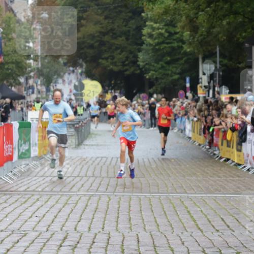 13.09.2026 - Kiel Lauf Yannick Fuchs http://msf.ph/oto/10415320 13.09.2026 09:36:55 Ziel 2455, 3900, 391, 2430, 3866, 7546, 9450, 9630, 12726, 999, 3174, 7855 meine-sportfotos.de