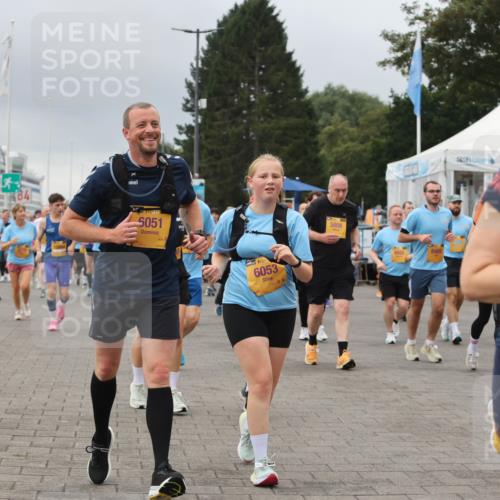 13.09.2026 - Kiel Lauf Andreas Tolksdorf http://msf.ph/oto/10415360 13.09.2026 10:06:24 Kiellinie 84, 87798, 5051, 1, 6053, 5808, 8922, 8469 meine-sportfotos.de