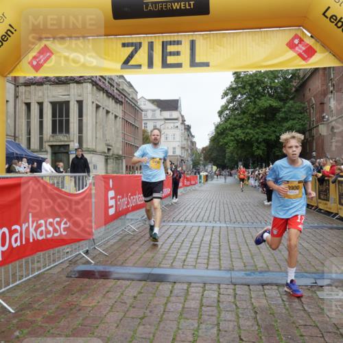 13.09.2026 - Kiel Lauf Yannick Fuchs http://msf.ph/oto/10415365 13.09.2026 09:37:01 Ziel 2455, 3900, 7855, 391, 2430, 3866, 7546, 9450, 9630, 12726, 999, 3174, 3481, 4737, 8658, 9696, 391, 9630, 12726 meine-sportfotos.de