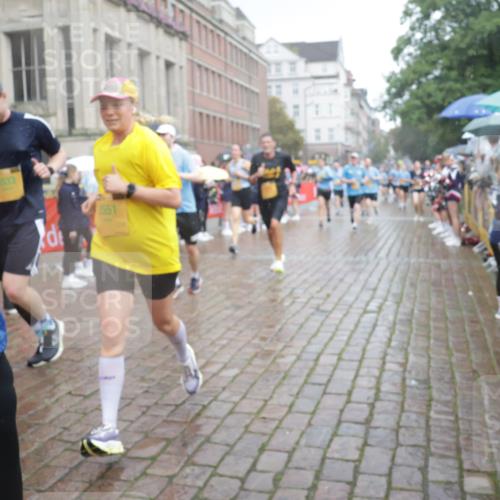 13.09.2026 - Kiel Lauf Yannick Fuchs http://msf.ph/oto/10415371 13.09.2026 10:47:18 Ziel 116, 821, 1107, 1280, 1367, 1803, 2000, 2183, 2185, 2429, 2713, 2947, 3064, 3136, 3183, 3463, 4150, 4380, 4773, 4789, 5195, 5505, 5649, 5914, 6142, 6981, 7288, 8707, 8741, 8839, 8953, 9312, 9536, 9645, 9646, 9989, 10340, 10508, 10668, 10718, 10949, 11560, 11561, 11730, 12596, 85, 111, 184, 189, 226, 404, 525, 816, 898, 1169, 1563, 1674, 1982, 2551, 2576, 2702, 2728, 3533, 3878, 3964, 4014, 4147, 4894, 5089, 5424, 5449, 6551, 6742, 6874, 8219, 8283, 8901, 365 meine-sportfotos.de