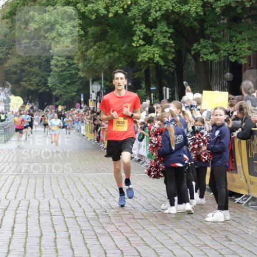 13.09.2026 - Kiel Lauf Yannick Fuchs http://msf.ph/oto/10415374 13.09.2026 09:37:04 Ziel 2455, 3900, 7855, 2430, 3866, 7546, 9450, 999, 2417, 3174, 3481, 4737, 8658, 9696, 391, 3866, 9630, 12726 meine-sportfotos.de