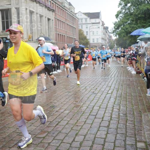 13.09.2026 - Kiel Lauf Yannick Fuchs http://msf.ph/oto/10415375 13.09.2026 10:47:18 Ziel 116, 821, 1107, 1280, 1367, 1803, 2000, 2183, 2185, 2429, 2713, 2947, 3064, 3136, 3183, 3463, 4150, 4380, 4773, 4789, 5195, 5505, 5649, 5914, 6142, 6981, 7288, 8707, 8741, 8839, 8953, 9312, 9536, 9645, 9646, 9989, 10340, 10508, 10668, 10718, 10949, 11560, 11561, 11730, 12596, 85, 111, 184, 189, 226, 404, 525, 816, 898, 1169, 1563, 1674, 1982, 2551, 2576, 2702, 2728, 3533, 3878, 3964, 4014, 4147, 4894, 5089, 5424, 5449, 6551, 6742, 6874, 8219, 8283, 8901, 365 meine-sportfotos.de