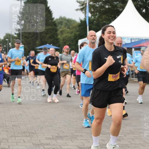 13.09.2026 - Kiel Lauf Andreas Tolksdorf http://msf.ph/oto/10415402 13.09.2026 10:06:26 Kiellinie 0, 9900 meine-sportfotos.de