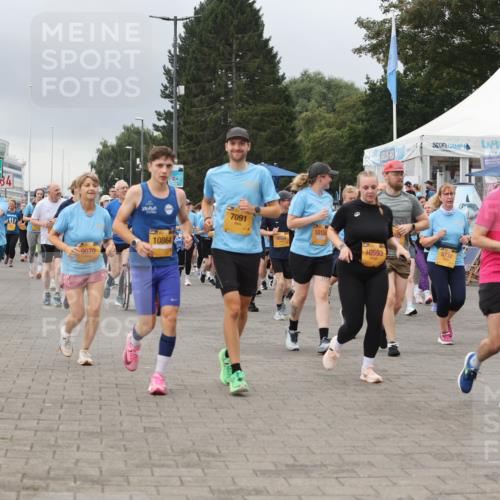 13.09.2026 - Kiel Lauf Andreas Tolksdorf http://msf.ph/oto/10415432 13.09.2026 10:06:27 Kiellinie 9070, 10864, 7091, 11, 10154, 9064, 10593, 5732, 11942 meine-sportfotos.de