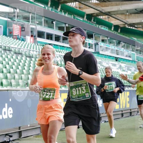 13.09.2026 - 21. swb-Marathon Bremen Michael Burmester http://msf.ph/oto/10415462 13.09.2026 13:19:18 Laufen im Stadion 333, 404, 464, 486, 512, 546, 732, 753, 837, 921, 938, 1066, 1156, 1431, 1506, 1765, 1844, 1868, 1916, 2028, 2056, 2123, 2137, 2224, 2240, 2294, 2315, 2357, 2358, 2453, 2557, 2563, 2614, 2622, 2626, 2689, 2702, 2703, 2722, 2756, 2786, 2843, 2845, 2849, 2857, 2879, 2880, 2893, 2944, 2983, 2999, 3031, 3046, 3059, 3072, 3096, 3100, 3116, 3146, 3189, 3198, 3210, 3243, 3263, 3285, 3287, 3315, 3476, 3537, 3619, 3633, 3654, 3740, 3879, 4478 meine-sportfotos.de