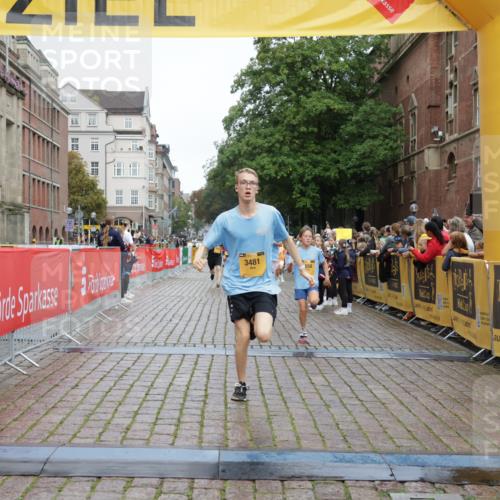 13.09.2026 - Kiel Lauf Yannick Fuchs http://msf.ph/oto/10415481 13.09.2026 09:37:20 Ziel 999, 2417, 3174, 3481, 4737, 8658, 9696, 2455, 3900, 7855, 2720, 5837, 7050, 7827, 8661, 10220, 10656, 10778, 12416, 2430, 9450 meine-sportfotos.de