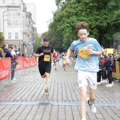 13.09.2026 - Kiel Lauf Yannick Fuchs http://msf.ph/oto/10415497 13.09.2026 09:37:22 Ziel 999, 2417, 3174, 3481, 4737, 5837, 8658, 9696, 12416, 2455, 3900, 7855, 2720, 4252, 7050, 7827, 8661, 10220, 10656, 10778, 9450 meine-sportfotos.de