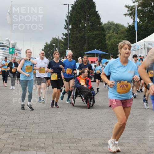 13.09.2026 - Kiel Lauf Andreas Tolksdorf http://msf.ph/oto/10415500 13.09.2026 10:06:30 Kiellinie 8831, 6690, 5542, 5138, 7625, 39, 9070, 9064, 319, 10864 meine-sportfotos.de