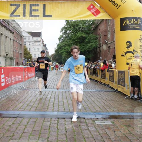 13.09.2026 - Kiel Lauf Yannick Fuchs http://msf.ph/oto/10415510 13.09.2026 09:37:23 Ziel 999, 2417, 3174, 3481, 4737, 5837, 8658, 8661, 9696, 12416, 999, 2455, 3900, 7855, 2720, 4252, 7050, 7827, 9518, 10220, 10656, 10778 meine-sportfotos.de
