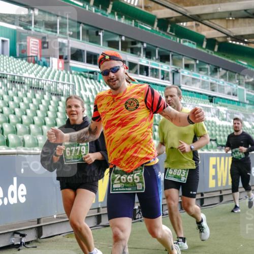 13.09.2026 - 21. swb-Marathon Bremen Michael Burmester http://msf.ph/oto/10415559 13.09.2026 13:19:19 Laufen im Stadion 333, 404, 464, 486, 512, 546, 732, 753, 837, 921, 938, 1066, 1156, 1431, 1506, 1765, 1844, 1868, 1916, 2028, 2056, 2123, 2137, 2224, 2240, 2294, 2315, 2357, 2358, 2453, 2557, 2563, 2614, 2622, 2626, 2689, 2702, 2703, 2722, 2756, 2786, 2843, 2845, 2849, 2857, 2879, 2880, 2893, 2944, 2983, 2999, 3031, 3046, 3059, 3072, 3096, 3100, 3116, 3146, 3189, 3198, 3210, 3243, 3263, 3285, 3287, 3310, 3315, 3476, 3537, 3619, 3633, 3654, 3740, 3879, 4478 meine-sportfotos.de