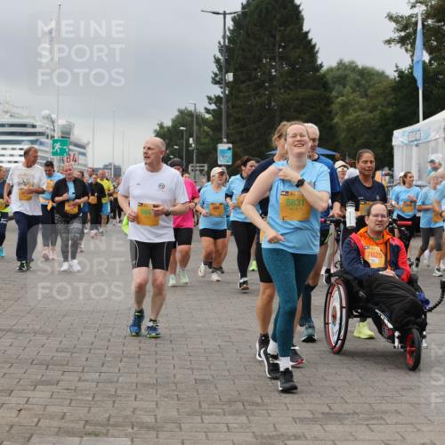 13.09.2026 - Kiel Lauf Andreas Tolksdorf http://msf.ph/oto/10415576 13.09.2026 10:06:32 Kiellinie 13, 4, 669, 845, 139, 8831, 7625, 5139 meine-sportfotos.de