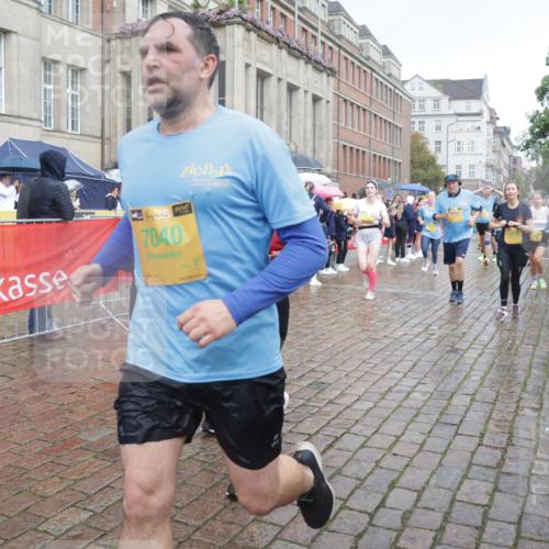 13.09.2026 - Kiel Lauf Yannick Fuchs http://msf.ph/oto/10415581 13.09.2026 10:47:34 Ziel 335, 365, 917, 1944, 3306, 3512, 3565, 3745, 4070, 4077, 4096, 4149, 4187, 4450, 4531, 5239, 5573, 5787, 5980, 6005, 6235, 6792, 6940, 6946, 6978, 7632, 8058, 8309, 9104, 9114, 9643, 9946, 9959, 10115, 10720, 11271, 11382, 12377, 12498, 85, 111, 116, 525, 816, 821, 1107, 1280, 1367, 1563, 1674, 1803, 2000, 2183, 2185, 2429, 2713, 2947, 3064, 3136, 3183, 3463, 4150, 4380, 4450, 4773, 4789, 4894, 5089, 5195, 5424, 5505, 5649, 5914, 6142, 6742, 6981, 7288, 85 meine-sportfotos.de