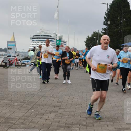 13.09.2026 - Kiel Lauf Andreas Tolksdorf http://msf.ph/oto/10415604 13.09.2026 10:06:33 Kiellinie 2050, 34, 39, 6690, 1136, 9693 meine-sportfotos.de