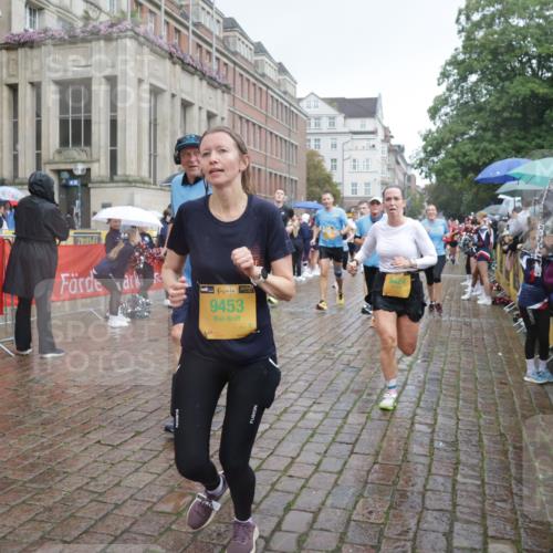 13.09.2026 - Kiel Lauf Yannick Fuchs http://msf.ph/oto/10415610 13.09.2026 10:47:36 Ziel 335, 365, 917, 1944, 3306, 3512, 3565, 3745, 4070, 4077, 4096, 4149, 4187, 5239, 5573, 5787, 5980, 6005, 6235, 6384, 6792, 6940, 6946, 6949, 6978, 7632, 8309, 9104, 9114, 9643, 9946, 9959, 10115, 10651, 10720, 11271, 11382, 12377, 12498, 85, 111, 116, 816, 821, 1107, 1280, 1367, 1563, 1674, 1803, 2000, 2183, 2185, 2429, 2713, 2947, 3064, 3136, 3183, 3463, 4070, 4150, 4380, 4450, 4531, 4773, 4789, 5089, 5195, 5424, 5505, 5649, 5914, 6142, 6742, 6981, 7288, 8058, 85 meine-sportfotos.de