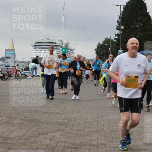 13.09.2026 - Kiel Lauf Andreas Tolksdorf http://msf.ph/oto/10415621 13.09.2026 10:06:34 Kiellinie 13, 2050, 4461, 4, 8630, 6690, 9693 meine-sportfotos.de