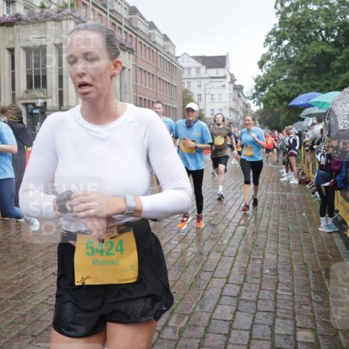 13.09.2026 - Kiel Lauf Yannick Fuchs http://msf.ph/oto/10415623 13.09.2026 10:47:38 Ziel 335, 917, 1944, 3306, 3512, 3565, 4077, 4096, 5239, 5573, 5787, 5980, 6005, 6036, 6235, 6384, 6792, 6940, 6946, 6949, 6978, 7632, 9104, 9643, 9946, 9959, 10115, 10651, 10720, 11271, 11382, 11724, 12377, 12498, 12593, 116, 365, 816, 821, 917, 1107, 1280, 1367, 1563, 1674, 1803, 2000, 2183, 2185, 2429, 2713, 2947, 3064, 3136, 3183, 3463, 3745, 4070, 4149, 4150, 4187, 4380, 4450, 4531, 4773, 4789, 5089, 5195, 5424, 5505, 5649, 5914, 6142, 6235, 6742, 6792, 6981, 7288, 8058, 85 meine-sportfotos.de