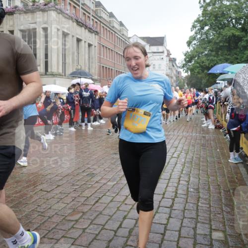 13.09.2026 - Kiel Lauf Yannick Fuchs http://msf.ph/oto/10415664 13.09.2026 10:47:39 Ziel 335, 1944, 3306, 3512, 3565, 4077, 4096, 4583, 5239, 5573, 5787, 5980, 6005, 6036, 6384, 6904, 6940, 6946, 6949, 6978, 7632, 9104, 9643, 9946, 10115, 10651, 10720, 11271, 11382, 11705, 11724, 12377, 12498, 12593, 116, 365, 816, 821, 917, 1107, 1280, 1367, 1563, 1674, 1803, 2000, 2183, 2185, 2429, 2713, 2947, 3064, 3136, 3183, 3463, 3512, 3745, 4070, 4149, 4150, 4187, 4380, 4450, 4531, 4773, 4789, 5089, 5195, 5239, 5505, 5649, 5914, 6142, 6235, 6792, 6981, 7288, 8058, 85 meine-sportfotos.de