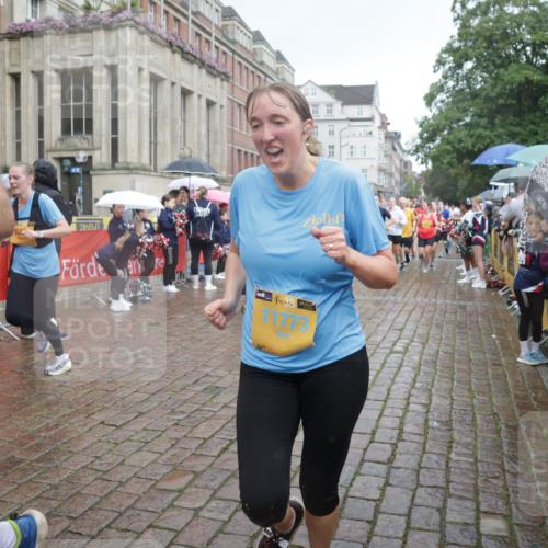 13.09.2026 - Kiel Lauf Yannick Fuchs http://msf.ph/oto/10415668 13.09.2026 10:47:40 Ziel 335, 1944, 3306, 3565, 4077, 4096, 4425, 4583, 5573, 5787, 5980, 6005, 6036, 6384, 6904, 6940, 6946, 6949, 6978, 7632, 9104, 9643, 9946, 10651, 10720, 11271, 11382, 11705, 11724, 12377, 12498, 12593, 116, 365, 821, 917, 1107, 1280, 1367, 1563, 1674, 1803, 2000, 2183, 2185, 2429, 2713, 2947, 3064, 3136, 3183, 3306, 3463, 3512, 3745, 4070, 4149, 4150, 4187, 4380, 4450, 4531, 4773, 4789, 5089, 5195, 5239, 5505, 5573, 5649, 5914, 6142, 6235, 6792, 6981, 7288, 8058, 85 meine-sportfotos.de