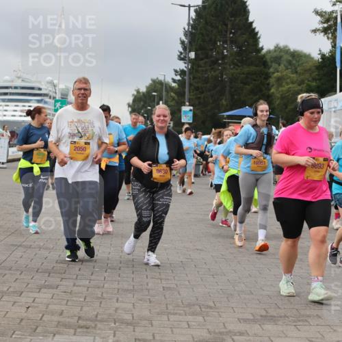 13.09.2026 - Kiel Lauf Andreas Tolksdorf http://msf.ph/oto/10415680 13.09.2026 10:06:36 Kiellinie 2050, 38, 8630, 10951, 39, 9893, 5021 meine-sportfotos.de