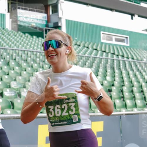 13.09.2026 - 21. swb-Marathon Bremen Michael Burmester http://msf.ph/oto/10415717 13.09.2026 13:19:25 Laufen im Stadion 333, 404, 464, 486, 512, 546, 732, 753, 837, 921, 938, 1066, 1156, 1431, 1506, 1756, 1765, 1815, 1844, 1868, 1916, 2028, 2056, 2123, 2137, 2224, 2240, 2294, 2315, 2357, 2358, 2453, 2533, 2557, 2563, 2614, 2622, 2626, 2689, 2694, 2695, 2702, 2703, 2722, 2756, 2786, 2843, 2845, 2849, 2857, 2879, 2880, 2893, 2944, 2983, 2999, 3031, 3046, 3059, 3072, 3096, 3100, 3116, 3146, 3189, 3198, 3210, 3243, 3263, 3285, 3287, 3310, 3315, 3476, 3537, 3619, 3633, 3740, 3879, 4478 meine-sportfotos.de