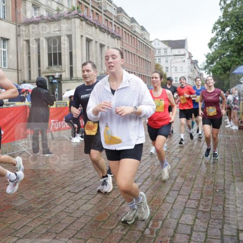 13.09.2026 - Kiel Lauf Yannick Fuchs http://msf.ph/oto/10415737 13.09.2026 10:47:43 Ziel 335, 1944, 3565, 3682, 4077, 4096, 4425, 4583, 5787, 5980, 6036, 6384, 6904, 6946, 6949, 6967, 6978, 7001, 7632, 8387, 9076, 9104, 9643, 10651, 11382, 11705, 11724, 12377, 12498, 12593, 116, 365, 821, 917, 1107, 1280, 1367, 1803, 2000, 2183, 2185, 2429, 2713, 2947, 3064, 3136, 3183, 3306, 3463, 3512, 3565, 3745, 4070, 4149, 4150, 4187, 4380, 4450, 4531, 4773, 4789, 5195, 5239, 5505, 5573, 5649, 5914, 5980, 6005, 6142, 6235, 6792, 6940, 6981, 7288, 7632, 8058, 85 meine-sportfotos.de