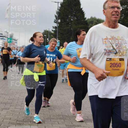 13.09.2026 - Kiel Lauf Andreas Tolksdorf http://msf.ph/oto/10415740 13.09.2026 10:06:39 Kiellinie 38, 4899, 4, 385, 2050, 754 meine-sportfotos.de