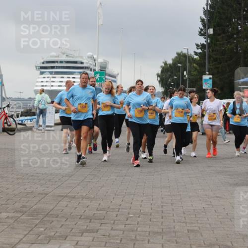 13.09.2026 - Kiel Lauf Andreas Tolksdorf http://msf.ph/oto/10415751 13.09.2026 10:06:49 Kiellinie 6237, 1338, 1339, 10432, 1666, 6806, 9729 meine-sportfotos.de