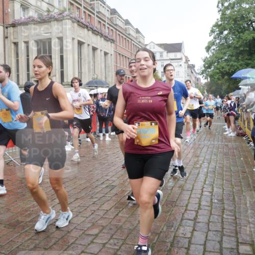 13.09.2026 - Kiel Lauf Yannick Fuchs http://msf.ph/oto/10415762 13.09.2026 10:47:45 Ziel 335, 708, 1944, 3682, 4096, 4425, 4583, 5240, 5787, 6036, 6384, 6778, 6904, 6946, 6949, 6967, 6978, 7001, 8387, 9076, 9104, 9643, 10651, 11382, 11705, 11724, 12377, 12498, 12510, 12593, 116, 365, 821, 917, 1107, 1280, 1367, 1803, 2000, 2183, 2185, 2429, 2713, 2947, 3064, 3136, 3183, 3306, 3463, 3512, 3565, 3745, 4070, 4077, 4149, 4150, 4187, 4380, 4450, 4531, 4773, 4789, 5195, 5239, 5505, 5573, 5649, 5980, 6005, 6142, 6235, 6792, 6940, 6981, 7288, 7632, 8058, 9104 meine-sportfotos.de