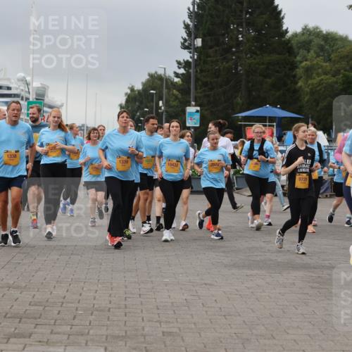 13.09.2026 - Kiel Lauf Andreas Tolksdorf http://msf.ph/oto/10415781 13.09.2026 10:06:49 Kiellinie 623, 1338, 1339, 10432, 2070, 225, 9729 meine-sportfotos.de