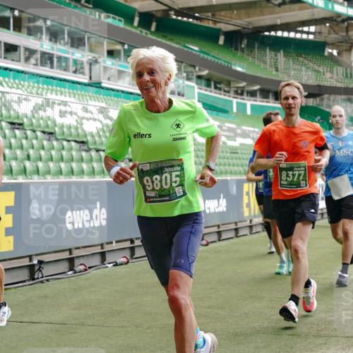 13.09.2026 - 21. swb-Marathon Bremen Michael Burmester http://msf.ph/oto/10415797 13.09.2026 12:58:08 Laufen im Stadion 141, 148, 334, 511, 672, 769, 776, 789, 790, 857, 909, 1010, 1119, 1191, 1199, 1254, 1281, 1535, 1601, 1642, 1647, 1752, 1809, 1881, 1900, 1931, 1933, 2046, 2051, 2075, 2324, 2343, 2367, 2371, 2397, 2402, 2423, 2425, 2493, 2577, 2634, 2640, 2671, 2761, 2771, 2807, 2903, 2904, 3021, 3051, 3078, 3120, 3138, 3148, 3182, 3186, 3319, 3338, 3435, 3450, 3458, 3514, 3534, 3560, 3634, 3655, 3685, 3690, 3695, 3760, 3813, 3866, 3933, 3939, 4101, 4316, 4319, 205 meine-sportfotos.de