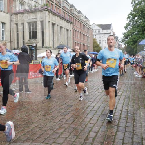 13.09.2026 - Kiel Lauf Yannick Fuchs http://msf.ph/oto/10415809 13.09.2026 10:47:48 Ziel 696, 708, 1059, 3682, 4096, 4425, 4583, 4713, 5240, 5747, 6036, 6384, 6778, 6904, 6946, 6949, 6967, 6978, 7001, 8387, 9076, 9643, 10651, 11603, 11705, 11724, 11829, 12498, 12510, 12593, 12758, 335, 365, 821, 917, 1280, 1367, 1803, 1944, 2000, 2183, 2185, 2429, 2713, 2947, 3064, 3136, 3183, 3306, 3463, 3512, 3565, 3745, 4070, 4077, 4096, 4149, 4150, 4187, 4450, 4531, 4773, 5195, 5239, 5505, 5573, 5649, 5787, 5980, 6005, 6235, 6792, 6940, 6978, 6981, 7288, 7632, 8058, 9104 meine-sportfotos.de