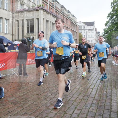 13.09.2026 - Kiel Lauf Yannick Fuchs http://msf.ph/oto/10415873 13.09.2026 10:47:52 Ziel 696, 708, 1059, 3682, 3715, 4425, 4583, 4713, 5240, 5747, 6036, 6778, 6904, 6967, 7001, 8387, 9076, 9915, 11603, 11705, 11724, 11829, 12510, 12593, 12758, 335, 365, 821, 917, 1280, 1944, 2000, 2183, 2429, 2713, 2947, 3064, 3136, 3183, 3306, 3512, 3565, 3745, 4070, 4077, 4096, 4149, 4150, 4187, 4450, 4531, 5239, 5505, 5573, 5787, 5980, 6005, 6235, 6384, 6792, 6940, 6946, 6949, 6978, 6981, 7288, 7632, 8058, 9104, 10651, 11724, 960, 1644 meine-sportfotos.de