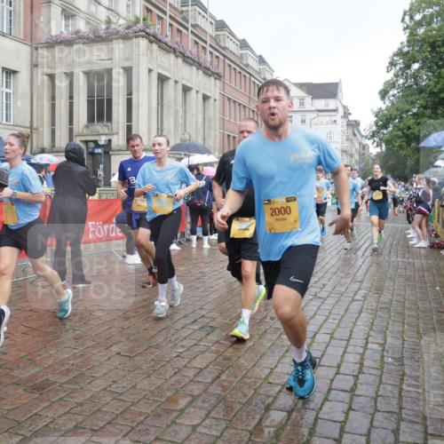 13.09.2026 - Kiel Lauf Yannick Fuchs http://msf.ph/oto/10415883 13.09.2026 10:47:53 Ziel 696, 708, 1059, 3682, 3715, 4425, 4583, 4713, 5240, 5747, 6036, 6507, 6778, 6904, 6967, 7001, 8387, 9076, 9915, 11603, 11705, 11829, 12510, 12593, 12758, 335, 365, 821, 917, 1280, 1944, 2000, 2183, 2429, 2713, 3064, 3136, 3183, 3306, 3512, 3565, 3745, 4070, 4077, 4096, 4149, 4150, 4187, 4450, 4531, 5239, 5505, 5573, 5787, 5980, 6005, 6036, 6235, 6384, 6792, 6940, 6946, 6949, 6978, 6981, 7288, 7632, 8058, 9104, 10651, 11724, 12593, 960, 1644, 2097 meine-sportfotos.de