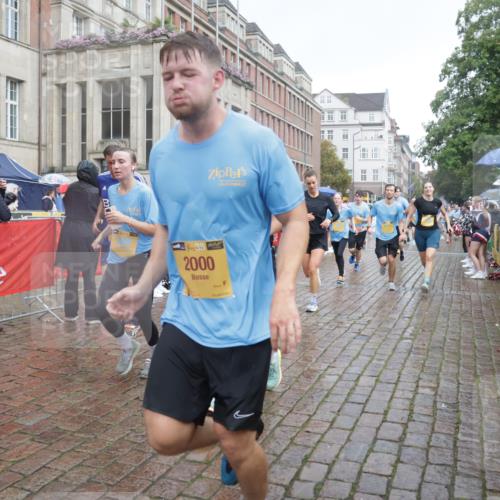 13.09.2026 - Kiel Lauf Yannick Fuchs http://msf.ph/oto/10415891 13.09.2026 10:47:53 Ziel 696, 708, 1059, 3682, 3715, 4425, 4583, 4713, 5240, 5747, 6036, 6507, 6778, 6904, 6967, 7001, 8387, 9076, 9915, 11603, 11705, 11829, 12510, 12593, 12758, 335, 365, 821, 917, 1280, 1944, 2000, 2183, 2429, 2713, 3064, 3136, 3183, 3306, 3512, 3565, 3745, 4070, 4077, 4096, 4149, 4150, 4187, 4450, 4531, 5239, 5505, 5573, 5787, 5980, 6005, 6036, 6235, 6384, 6792, 6940, 6946, 6949, 6978, 6981, 7288, 7632, 8058, 9104, 10651, 11724, 12593, 960, 1644, 2097 meine-sportfotos.de