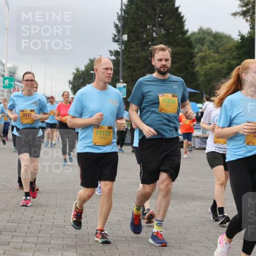 13.09.2026 - Kiel Lauf Andreas Tolksdorf http://msf.ph/oto/10415933 13.09.2026 10:06:54 Kiellinie 2512, 38, 11172, 39, 11218, 237 meine-sportfotos.de