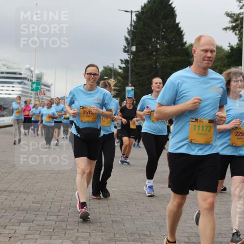 13.09.2026 - Kiel Lauf Andreas Tolksdorf http://msf.ph/oto/10415962 13.09.2026 10:06:56 Kiellinie 84, 1, 39, 2512, 712, 38, 11172, 39, 2250, 39, 11218 meine-sportfotos.de