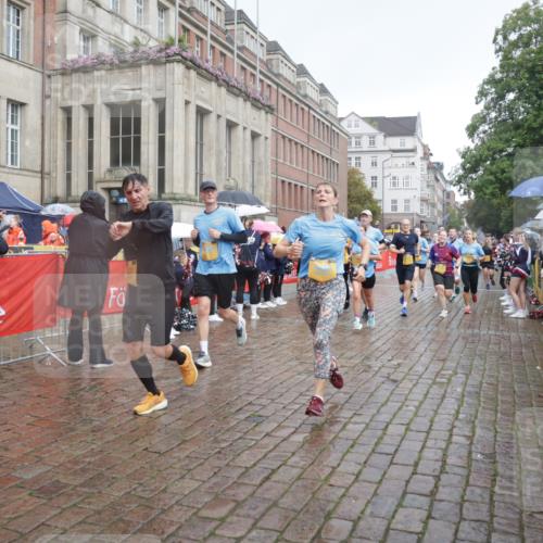 13.09.2026 - Kiel Lauf Yannick Fuchs http://msf.ph/oto/10415973 13.09.2026 10:47:58 Ziel 596, 696, 708, 995, 1059, 1273, 1586, 2625, 3012, 3014, 3682, 3715, 4713, 5240, 5747, 6418, 6507, 6778, 6967, 7104, 7668, 9076, 9915, 10634, 11098, 11603, 11829, 12510, 12758, 335, 365, 917, 1944, 2183, 3306, 3512, 3565, 3682, 3745, 4070, 4077, 4096, 4149, 4187, 4425, 4450, 4531, 4583, 5239, 5573, 5787, 5980, 6005, 6036, 6235, 6384, 6792, 6904, 6940, 6946, 6949, 6967, 6978, 7001, 7632, 8058, 8387, 9076, 9104, 10651, 11705, 11724, 12593, 960, 1644, 2097, 2253, 2183, 4070 meine-sportfotos.de