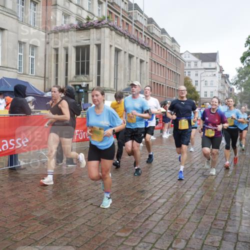 13.09.2026 - Kiel Lauf Yannick Fuchs http://msf.ph/oto/10416007 13.09.2026 10:48:00 Ziel 596, 696, 708, 995, 1059, 1273, 1586, 2625, 3012, 3014, 3715, 4713, 5747, 6418, 6507, 6778, 7104, 7668, 9915, 10634, 10933, 11098, 11596, 11603, 11829, 12510, 12758, 335, 365, 708, 917, 1944, 3306, 3512, 3565, 3682, 3745, 4070, 4077, 4096, 4149, 4187, 4425, 4531, 4583, 5239, 5240, 5573, 5787, 5980, 6005, 6036, 6235, 6384, 6778, 6792, 6904, 6940, 6946, 6949, 6967, 6978, 7001, 7632, 8058, 8387, 9076, 9104, 10651, 11705, 11724, 12593, 199, 960, 1644, 2097, 2253, 2183, 4070 meine-sportfotos.de