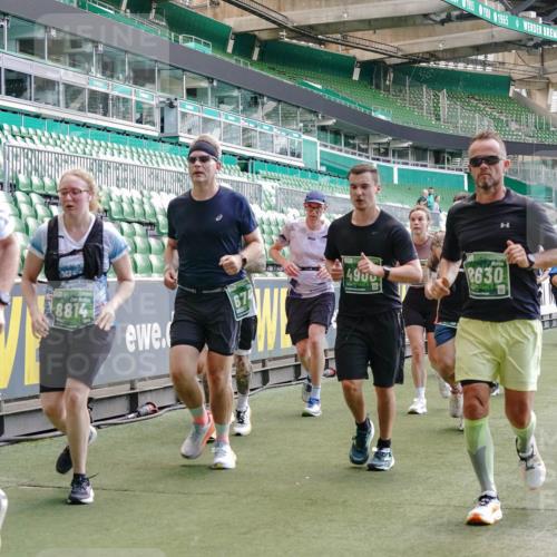 13.09.2026 - 21. swb-Marathon Bremen Michael Burmester http://msf.ph/oto/10416051 13.09.2026 13:19:35 Laufen im Stadion 333, 464, 486, 512, 546, 921, 938, 1066, 1129, 1156, 1409, 1431, 1446, 1506, 1756, 1765, 1815, 1916, 2028, 2123, 2137, 2224, 2240, 2294, 2315, 2349, 2453, 2533, 2557, 2563, 2614, 2622, 2626, 2689, 2694, 2695, 2702, 2703, 2722, 2756, 2786, 2843, 2845, 2849, 2857, 2879, 2944, 2983, 2999, 3031, 3046, 3059, 3072, 3096, 3100, 3116, 3189, 3198, 3243, 3263, 3264, 3285, 3287, 3310, 3315, 3619, 3740, 3879, 4478 meine-sportfotos.de
