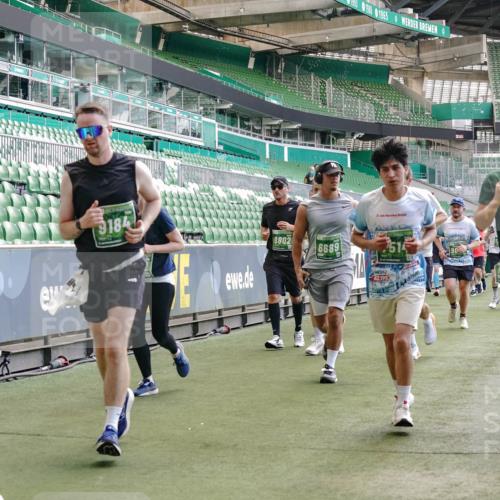 13.09.2026 - 21. swb-Marathon Bremen Michael Burmester http://msf.ph/oto/10416195 13.09.2026 13:19:39 Laufen im Stadion 333, 464, 486, 512, 546, 921, 938, 1066, 1129, 1156, 1409, 1431, 1446, 1506, 1697, 1756, 1765, 1815, 1916, 2010, 2028, 2064, 2123, 2137, 2224, 2240, 2294, 2315, 2349, 2453, 2501, 2533, 2557, 2563, 2614, 2622, 2626, 2689, 2694, 2695, 2702, 2703, 2722, 2756, 2786, 2843, 2845, 2857, 2879, 2944, 2983, 2999, 3017, 3018, 3031, 3035, 3037, 3046, 3059, 3072, 3096, 3100, 3116, 3139, 3189, 3198, 3243, 3263, 3264, 3285, 3287, 3310, 3315, 3619, 3740, 3879, 4478 meine-sportfotos.de