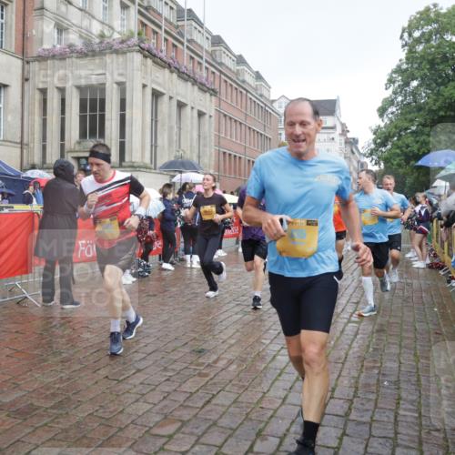 13.09.2026 - Kiel Lauf Yannick Fuchs http://msf.ph/oto/10416202 13.09.2026 10:48:11 Ziel 960, 1273, 1595, 1644, 2001, 2097, 2253, 2712, 3012, 3014, 3738, 4553, 4720, 4736, 4896, 5447, 6000, 6418, 6760, 7212, 7326, 7668, 8737, 9972, 10234, 10265, 10672, 10933, 11098, 11104, 11349, 11596, 11718, 335, 596, 696, 708, 995, 1059, 1273, 1586, 1944, 2625, 3682, 3715, 4096, 4425, 4583, 4713, 5240, 5747, 5787, 6036, 6384, 6418, 6507, 6778, 6904, 6946, 6949, 6967, 6978, 7001, 7104, 8387, 9076, 9915, 10634, 10651, 11705, 11724, 12593, 199, 473, 854, 1161, 1322, 1564 meine-sportfotos.de