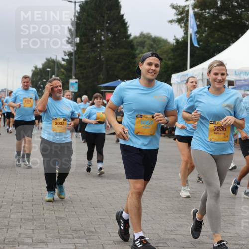 13.09.2026 - Kiel Lauf Andreas Tolksdorf http://msf.ph/oto/10416219 13.09.2026 10:07:06 Kiellinie 1677, 2175, 2176, 2032, 38, 3536 meine-sportfotos.de
