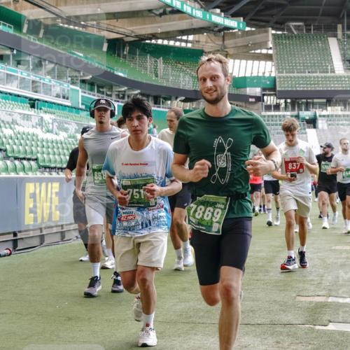 13.09.2026 - 21. swb-Marathon Bremen Michael Burmester http://msf.ph/oto/10416234 13.09.2026 13:19:40 Laufen im Stadion 333, 464, 486, 512, 546, 921, 938, 1066, 1129, 1156, 1409, 1431, 1446, 1506, 1697, 1756, 1765, 1815, 1916, 2010, 2028, 2064, 2123, 2137, 2224, 2240, 2294, 2315, 2349, 2453, 2501, 2533, 2557, 2563, 2614, 2622, 2626, 2689, 2694, 2695, 2702, 2703, 2722, 2756, 2786, 2843, 2845, 2857, 2879, 2944, 2983, 2999, 3017, 3018, 3031, 3035, 3036, 3037, 3046, 3059, 3072, 3096, 3100, 3116, 3139, 3189, 3198, 3243, 3263, 3264, 3285, 3287, 3310, 3315, 3619, 3740, 3879, 4478 meine-sportfotos.de