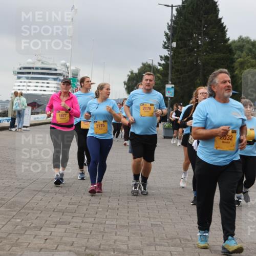 13.09.2026 - Kiel Lauf Andreas Tolksdorf http://msf.ph/oto/10416257 13.09.2026 10:07:07 Kiellinie 1677, 5422, 2175, 2176, 2032 meine-sportfotos.de