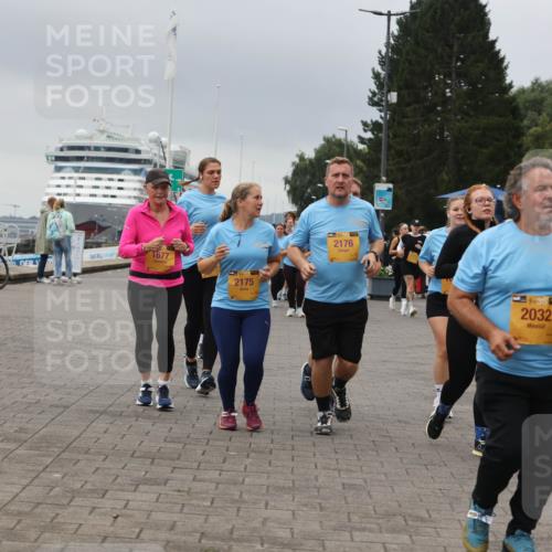 13.09.2026 - Kiel Lauf Andreas Tolksdorf http://msf.ph/oto/10416266 13.09.2026 10:07:08 Kiellinie 1677, 2175, 2176, 1, 39, 25, 2032 meine-sportfotos.de