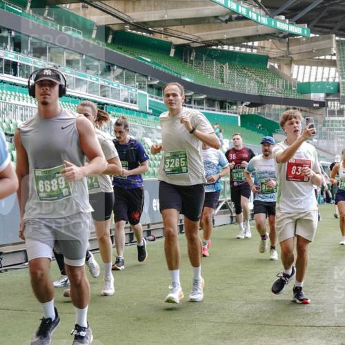 13.09.2026 - 21. swb-Marathon Bremen Michael Burmester http://msf.ph/oto/10416289 13.09.2026 13:19:42 Laufen im Stadion 333, 464, 486, 512, 546, 921, 938, 1066, 1129, 1156, 1409, 1431, 1446, 1506, 1697, 1756, 1765, 1815, 1916, 2010, 2028, 2064, 2123, 2137, 2224, 2240, 2294, 2315, 2349, 2453, 2501, 2533, 2557, 2563, 2614, 2622, 2626, 2689, 2694, 2695, 2702, 2703, 2722, 2756, 2786, 2843, 2845, 2857, 2879, 2944, 2983, 2999, 3017, 3018, 3031, 3035, 3036, 3037, 3046, 3059, 3072, 3096, 3100, 3116, 3139, 3189, 3198, 3243, 3263, 3264, 3285, 3287, 3310, 3315, 3619, 3879, 4478 meine-sportfotos.de