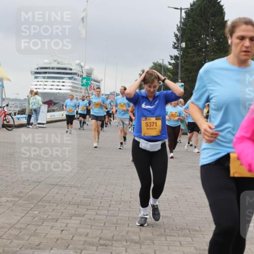 13.09.2026 - Kiel Lauf Andreas Tolksdorf http://msf.ph/oto/10416336 13.09.2026 10:07:12 Kiellinie 4, 39, 5371, 8171 meine-sportfotos.de