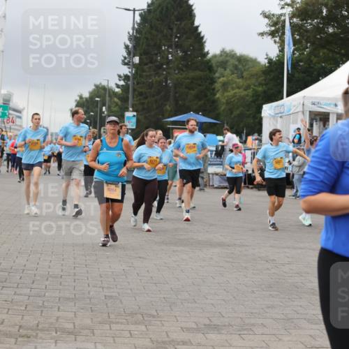 13.09.2026 - Kiel Lauf Andreas Tolksdorf http://msf.ph/oto/10416350 13.09.2026 10:07:14 Kiellinie 84, 3744, 2724, 9204, 8171, 12234, 5327, 5371 meine-sportfotos.de